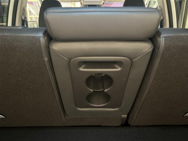 エクストレイル Ｘ　ｅ－４ＯＲＣＥ　プロパイロット　純正１２．３インチナビ　ＢＴ／ＵＳＢ／フルセグ　全方位カメラ　パワーバックドア　パワーシート　シートヒーター　革シート　ステアリングヒーター　レーダークルーズ（19枚目）