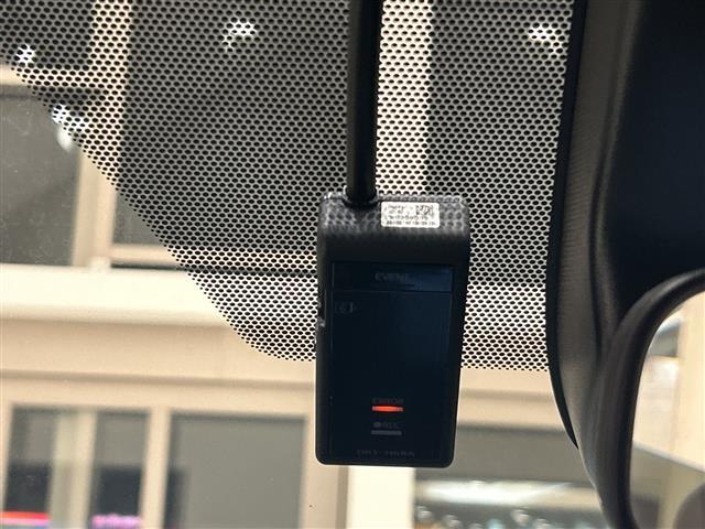 ヴォクシー Ｓ－Ｚ　セーフティセンス　モデリスタフルエアロ　純正１０．５インチナビ　　ＣＤ／ＤＶＤ／ＢＴ／ＵＳＢ／ＨＤＭＩ／フルセグ　全方位カメラ　両側パワースライドドア　レーダークルーズコントロール（21枚目）