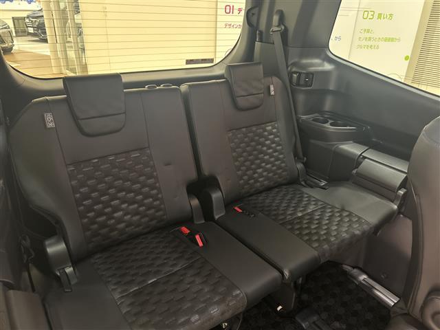ヴォクシー Ｓ－Ｚ　セーフティセンス　モデリスタフルエアロ　純正１０．５インチナビ　　ＣＤ／ＤＶＤ／ＢＴ／ＵＳＢ／ＨＤＭＩ／フルセグ　全方位カメラ　両側パワースライドドア　レーダークルーズコントロール（23枚目）