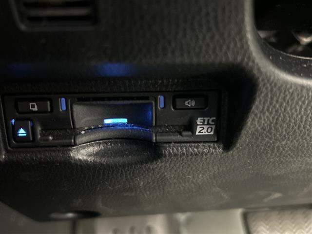 ヴォクシー S-Z トヨタセーフティーセンス 快適利便パッケージHigh ディスプレイオーディオ(ナビ・TV・CD/DVD/付) バックカメラ 両側パワースライドドア パワーバックドア オートクルーズコントロール ETC(7枚目)