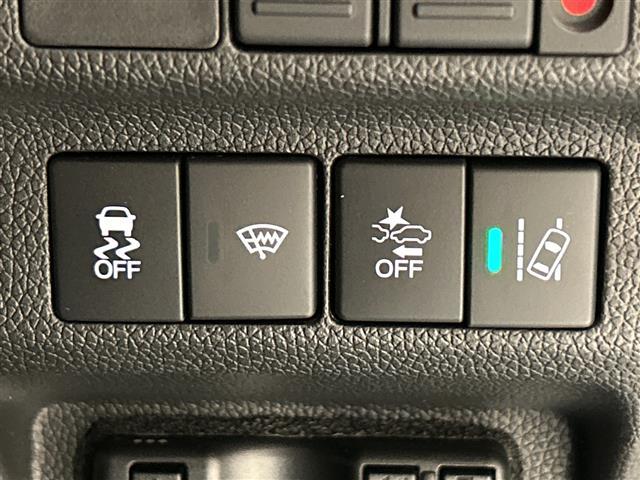 フリード+ハイブリッド ハイブリッドG ホンダセンシング 純正メモリナビ(CD/DVD/BT/フルセグ) バックカメラ 両側パワースライドドア レーダークルーズコントロール LEDオートライト シートヒーター純正15インチアルミ ETC(12枚目)