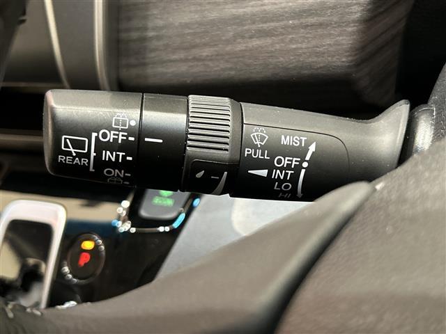 フリード+ハイブリッド ハイブリッドG ホンダセンシング 純正メモリナビ(CD/DVD/BT/フルセグ) バックカメラ 両側パワースライドドア レーダークルーズコントロール LEDオートライト シートヒーター純正15インチアルミ ETC(17枚目)