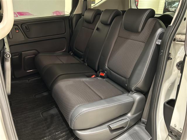 フリード+ハイブリッド ハイブリッドG ホンダセンシング 純正メモリナビ(CD/DVD/BT/フルセグ) バックカメラ 両側パワースライドドア レーダークルーズコントロール LEDオートライト シートヒーター純正15インチアルミ ETC(38枚目)