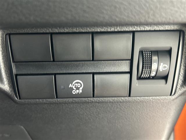 デイズ ハイウェイスター　Ｘ　プロパイロットエディション　エマージェンシーブレーキ　プロパイロット　純正９インチメモリナビ　アラウンドビューモニター　ＬＥＤオートライト　純正１４インチアルミホイール　電子パーキング　ステアリングスイッチ　ＥＴＣ２．０（8枚目）