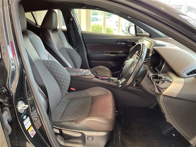 みなさまのお車選びのお手伝いをさせてください!スタッフ一同心よりご来店、お問い合わせをお待ちしております!