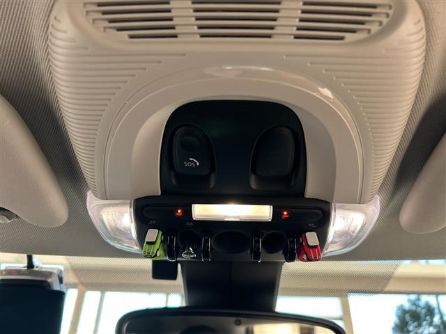 MINI クーパー クラシック・トリム インテリジェントセーフティ 純正メーカーナビ BT/USB/アップルカープレイ バックカメラ レーダークルーズコントロール LEDヘッドライト ハーフレザーシート(5枚目)