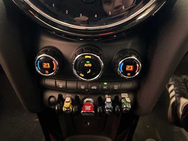 MINI クーパー クラシック・トリム インテリジェントセーフティ 純正メーカーナビ BT/USB/アップルカープレイ バックカメラ レーダークルーズコントロール LEDヘッドライト ハーフレザーシート(9枚目)