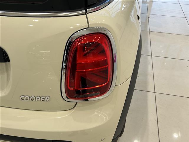 MINI クーパー クラシック・トリム インテリジェントセーフティ 純正メーカーナビ BT/USB/アップルカープレイ バックカメラ レーダークルーズコントロール LEDヘッドライト ハーフレザーシート(15枚目)