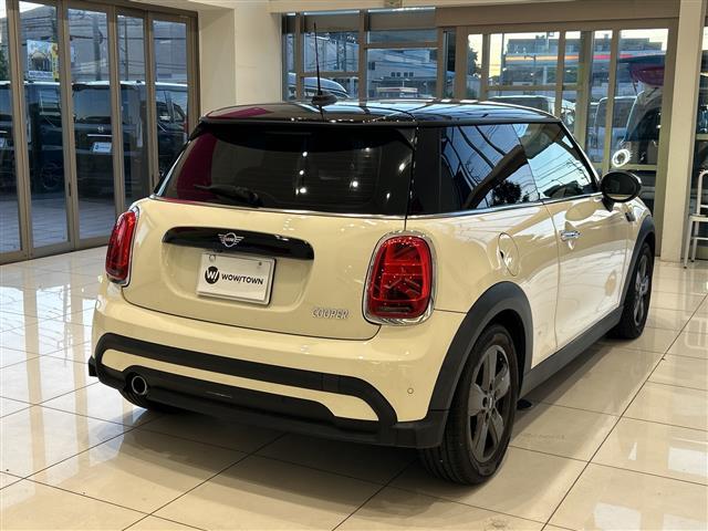 MINI クーパー クラシック・トリム インテリジェントセーフティ 純正メーカーナビ BT/USB/アップルカープレイ バックカメラ レーダークルーズコントロール LEDヘッドライト ハーフレザーシート(19枚目)