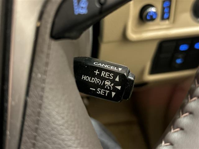 ランドクルーザープラド TX Lパッケージ マットブラックエディション トヨタセーフティセンス メーカーナビ BT/USB/フルセグ 全方位カメラ レーダークルーズコントロール LEDヘッドライト レザーシート シートヒーター エアシート(6枚目)