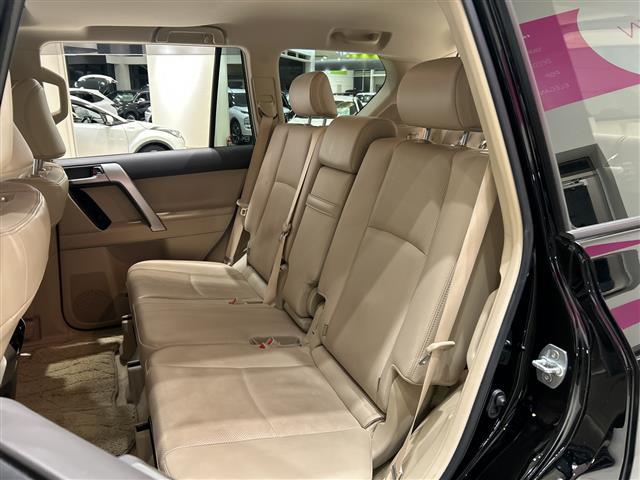 ランドクルーザープラド TX Lパッケージ マットブラックエディション トヨタセーフティセンス メーカーナビ BT/USB/フルセグ 全方位カメラ レーダークルーズコントロール LEDヘッドライト レザーシート シートヒーター エアシート(25枚目)