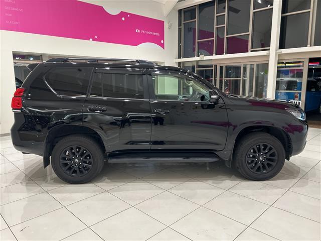 ランドクルーザープラド TX Lパッケージ マットブラックエディション トヨタセーフティセンス メーカーナビ BT/USB/フルセグ 全方位カメラ レーダークルーズコントロール LEDヘッドライト レザーシート シートヒーター エアシート(34枚目)