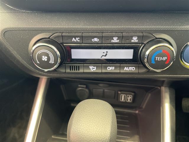 ライズ Ｇ　スマートアシスト　純正ディスプレイオーディオ（ＢＴ／フルセグ／ＣａｒＰｌａｙ）　バックカメラ　ＬＥＤオートライト　純正１６インチアルミホイール　ステアリングスイッチ　電子パーキング　純正ＥＴＣ（9枚目）