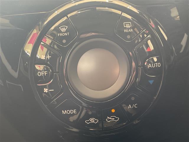 ノート ｅ－パワー　Ｘ　エマージェンシーブレーキ　純正メモリナビ（ＣＤ／ＤＶＤ／ＢＴ／フルセグ）　ステアリングスイッチ　ＥＴＣ（11枚目）