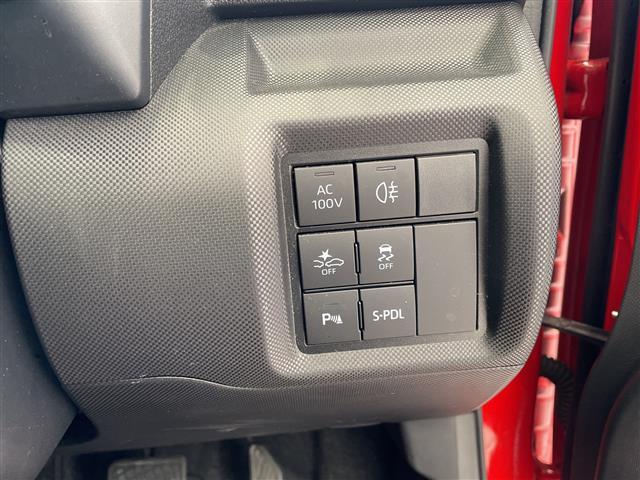 ロッキー プレミアムＧ　ＨＥＶ　スマートアシスト　９インチメモリナビ　バックカメラ　レーダークルーズコントロール　ＬＥＤオート　ハーフレザーシート　シートヒーター　純正１７インチアルミホイール　ステアリングスイッチ　純正ＥＴＣ（7枚目）