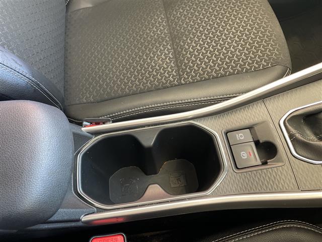 ロッキー プレミアムＧ　ＨＥＶ　スマートアシスト　９インチメモリナビ　バックカメラ　レーダークルーズコントロール　ＬＥＤオート　ハーフレザーシート　シートヒーター　純正１７インチアルミホイール　ステアリングスイッチ　純正ＥＴＣ（16枚目）