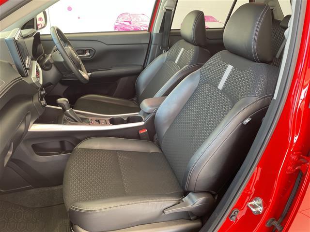 ロッキー プレミアムＧ　ＨＥＶ　スマートアシスト　９インチメモリナビ　バックカメラ　レーダークルーズコントロール　ＬＥＤオート　ハーフレザーシート　シートヒーター　純正１７インチアルミホイール　ステアリングスイッチ　純正ＥＴＣ（30枚目）