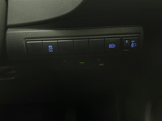 店頭販売もしておりますので、先に在庫が無くなってしまうこともございます。気になる車はまずはお問い合わせください！