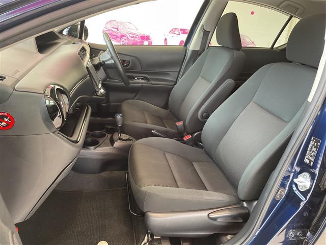 アクア Ｓスタイルブラック　トヨタセーフティーセンス　８インチメモリナビ（ＣＤ／ＤＶＤ／ＢＴ／フルセグ）　バックカメラ　ＬＥＤオートライト　純正１５インチアルミホイール　ＥＴＣ（12枚目）