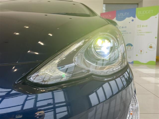 アクア Ｓスタイルブラック　トヨタセーフティーセンス　８インチメモリナビ（ＣＤ／ＤＶＤ／ＢＴ／フルセグ）　バックカメラ　ＬＥＤオートライト　純正１５インチアルミホイール　ＥＴＣ（24枚目）