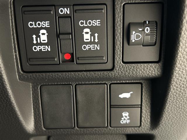 ステップワゴン e:HEVエアー EX ホンダセンシング 15.6インチ純正フリップダウンモニター 11.4インチ純正ナビ バックカメラ レーダークルーズコントロール 両側パワースライドドア パワーバックドア LEDオートライト(8枚目)