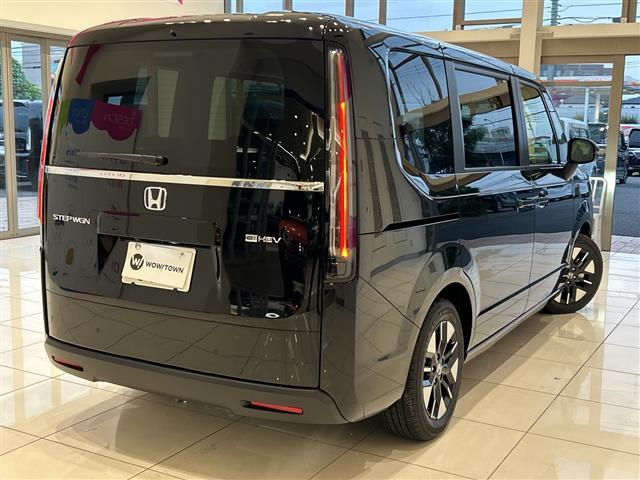 ステップワゴン e:HEVエアー EX ホンダセンシング 15.6インチ純正フリップダウンモニター 11.4インチ純正ナビ バックカメラ レーダークルーズコントロール 両側パワースライドドア パワーバックドア LEDオートライト(19枚目)