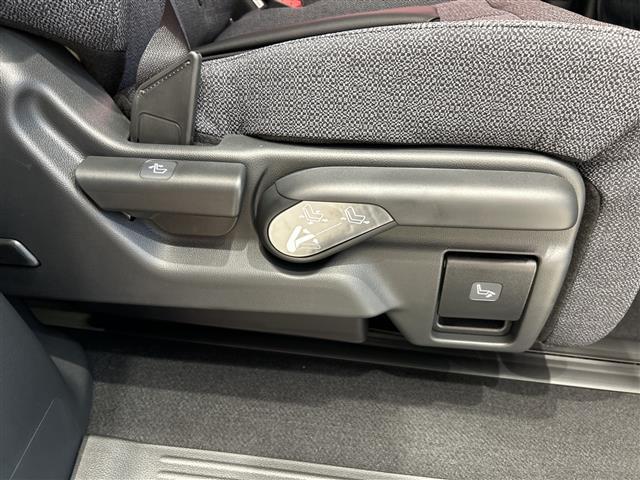 ステップワゴン e:HEVエアー EX ホンダセンシング 15.6インチ純正フリップダウンモニター 11.4インチ純正ナビ バックカメラ レーダークルーズコントロール 両側パワースライドドア パワーバックドア LEDオートライト(41枚目)