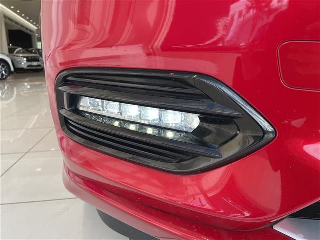 ヴェゼル ハイブリッドＺ・ホンダセンシング　ホンダセンシング　純正ナビ　フルセグＴＶ　バックカメラ　アダプティブクルーズコントロール　ＬＥＤ　ハーフレザー　パワーシート　シートヒーター　純正１７インチＡＷ　パドルシフト　ＥＴＣ　禁煙車（15枚目）