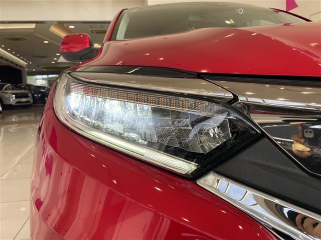 ヴェゼル ハイブリッドＺ・ホンダセンシング　ホンダセンシング　純正ナビ　フルセグＴＶ　バックカメラ　アダプティブクルーズコントロール　ＬＥＤ　ハーフレザー　パワーシート　シートヒーター　純正１７インチＡＷ　パドルシフト　ＥＴＣ　禁煙車（16枚目）