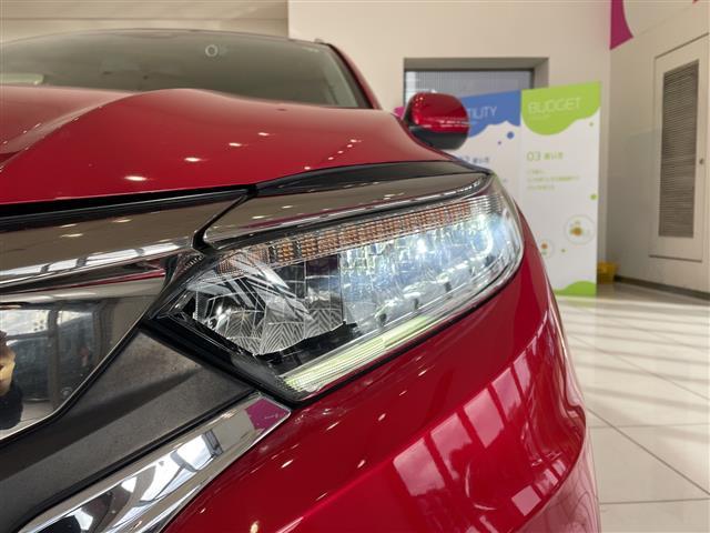 ヴェゼル ハイブリッドＺ・ホンダセンシング　ホンダセンシング　純正ナビ　フルセグＴＶ　バックカメラ　アダプティブクルーズコントロール　ＬＥＤ　ハーフレザー　パワーシート　シートヒーター　純正１７インチＡＷ　パドルシフト　ＥＴＣ　禁煙車（24枚目）