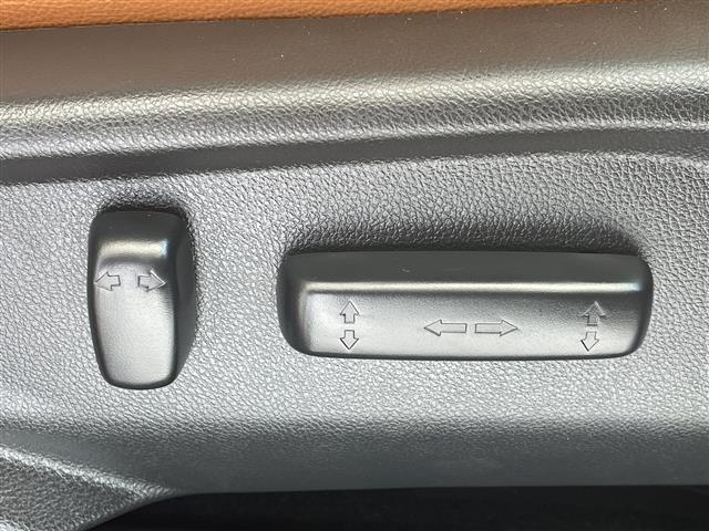 ヴェゼル ハイブリッドＺ・ホンダセンシング　ホンダセンシング　純正ナビ　フルセグＴＶ　バックカメラ　アダプティブクルーズコントロール　ＬＥＤ　ハーフレザー　パワーシート　シートヒーター　純正１７インチＡＷ　パドルシフト　ＥＴＣ　禁煙車（31枚目）