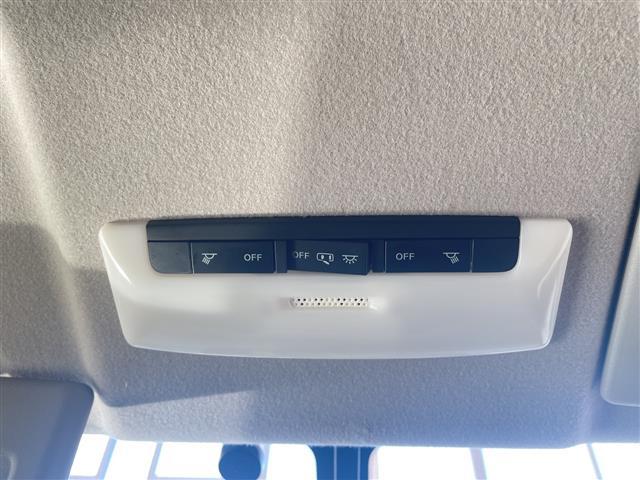 セレナ Ｘ　インテリジェント　エマージェンシーブレーキ　純正８インチナビ　ＣＤ／ＤＶＤ／ＢＴ／フルセグ／ＵＳＢ　アラウンドビューモニター　フリップダウンモニター　両側電動スライドドア（21枚目）