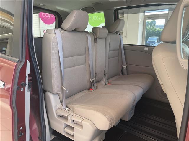 セレナ Ｘ　インテリジェント　エマージェンシーブレーキ　純正８インチナビ　ＣＤ／ＤＶＤ／ＢＴ／フルセグ／ＵＳＢ　アラウンドビューモニター　フリップダウンモニター　両側電動スライドドア（30枚目）