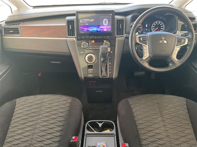 デリカＤ：５ Ｇ　パワーパッケージ　三菱ｅ－Ａｓｓｉｓｔ　フリップダウンモニター　純正メモリナビ　全方位カメラ　両側電動ドア　パワーバックドア　オートクルーズコントロール　ＬＥＤ　シートヒーター　ブラインドスポットモニター　ＥＴＣ（2枚目）