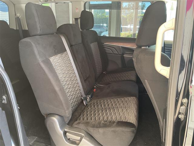 デリカＤ：５ Ｇ　パワーパッケージ　三菱ｅ－Ａｓｓｉｓｔ　フリップダウンモニター　純正メモリナビ　全方位カメラ　両側電動ドア　パワーバックドア　オートクルーズコントロール　ＬＥＤ　シートヒーター　ブラインドスポットモニター　ＥＴＣ（13枚目）