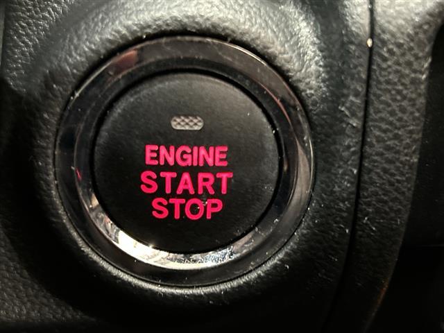 フォレスター アドバンス　アイサイト　純正８インチメーカーナビ　ＣＤ／ＤＶＤ／ＢＴ／ＵＳＢ／フルセグ　バックカメラ　サイドカメラ　パワーバックドア　レーダークルーズコントロール　レーンキープアシスト　ＬＥＤ（7枚目）