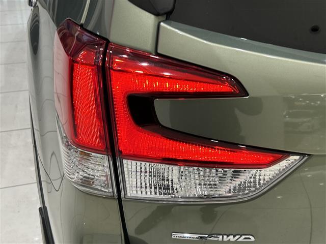 フォレスター アドバンス　アイサイト　純正８インチメーカーナビ　ＣＤ／ＤＶＤ／ＢＴ／ＵＳＢ／フルセグ　バックカメラ　サイドカメラ　パワーバックドア　レーダークルーズコントロール　レーンキープアシスト　ＬＥＤ（33枚目）