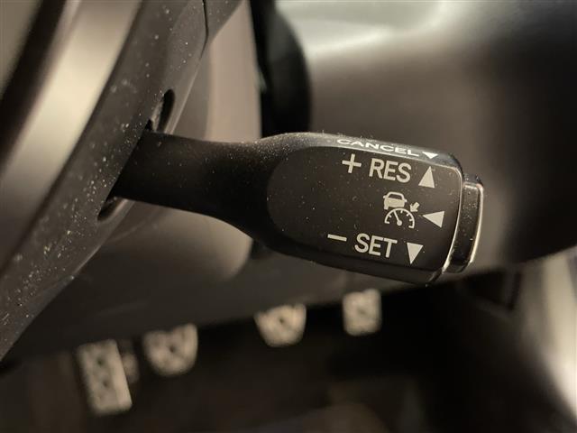 ＢＲＺ Ｒ　アイサイト☆フローティングディスプレイオーディオ　ＢＴ／ＵＳＢ　デジタルインナーミラー　レーダークルーズコントロール　ＬＥＤヘッドライト　シートヒーター　純正１７インチアルミホイール（3枚目）