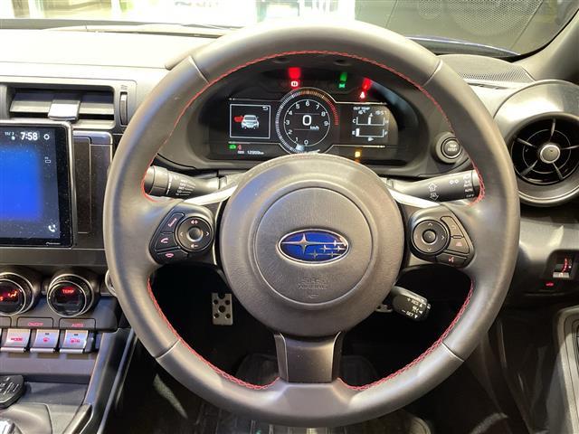 ＢＲＺ Ｒ　アイサイト☆フローティングディスプレイオーディオ　ＢＴ／ＵＳＢ　デジタルインナーミラー　レーダークルーズコントロール　ＬＥＤヘッドライト　シートヒーター　純正１７インチアルミホイール（8枚目）