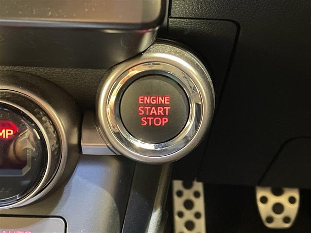 ＢＲＺ Ｒ　アイサイト☆フローティングディスプレイオーディオ　ＢＴ／ＵＳＢ　デジタルインナーミラー　レーダークルーズコントロール　ＬＥＤヘッドライト　シートヒーター　純正１７インチアルミホイール（19枚目）