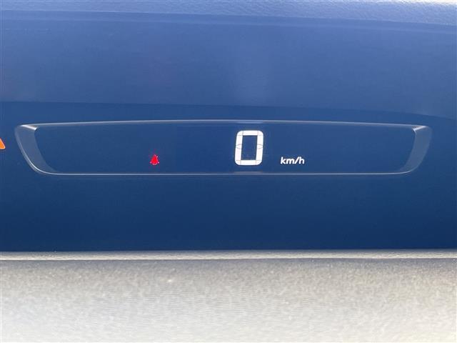 セレナ ハイウェイスター エマージェンシーブレーキ プロパイロット 純正フリップダウンモニター 純正9インチメモリナビ アラウンドビューモニター 両側パワースライドドア LED 純正16インチアルミ 電子パーキング 純正ETC(3枚目)