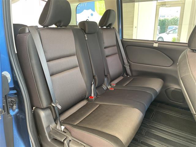 セレナ ハイウェイスター エマージェンシーブレーキ プロパイロット 純正フリップダウンモニター 純正9インチメモリナビ アラウンドビューモニター 両側パワースライドドア LED 純正16インチアルミ 電子パーキング 純正ETC(13枚目)