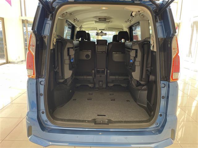 セレナ ハイウェイスター エマージェンシーブレーキ プロパイロット 純正フリップダウンモニター 純正9インチメモリナビ アラウンドビューモニター 両側パワースライドドア LED 純正16インチアルミ 電子パーキング 純正ETC(30枚目)