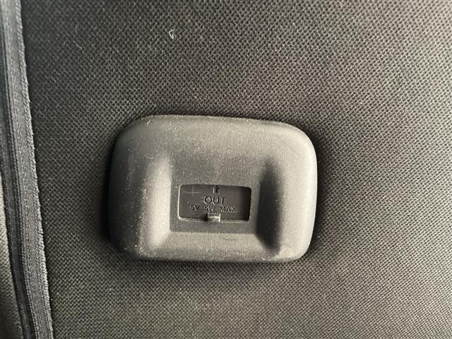 セレナ ハイウェイスター エマージェンシーブレーキ プロパイロット 純正フリップダウンモニター 純正9インチメモリナビ アラウンドビューモニター 両側パワースライドドア LED 純正16インチアルミ 電子パーキング 純正ETC(34枚目)