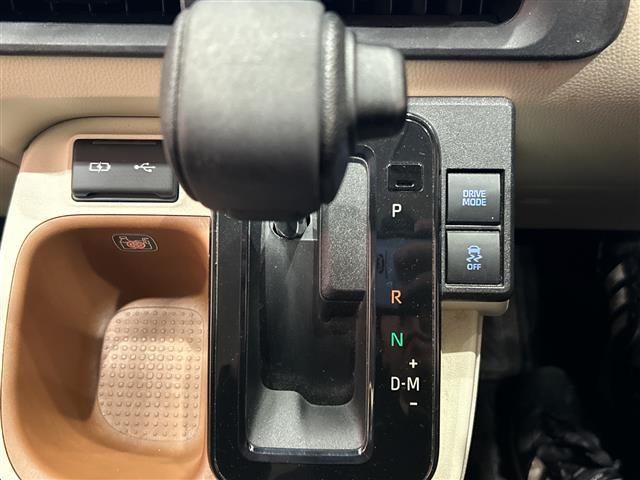 シエンタ Ｚ　純正フリップダウンモニター　純正ナビ　パノラミックビューモニター　両側パワースライドドア　レーダークルーズコントロール　ＬＥＤ　シートヒーター　ステアリングヒーター　ブラインドスポットモニター　ＥＴＣ（25枚目）