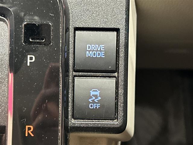 シエンタ Ｚ　純正フリップダウンモニター　純正ナビ　パノラミックビューモニター　両側パワースライドドア　レーダークルーズコントロール　ＬＥＤ　シートヒーター　ステアリングヒーター　ブラインドスポットモニター　ＥＴＣ（26枚目）