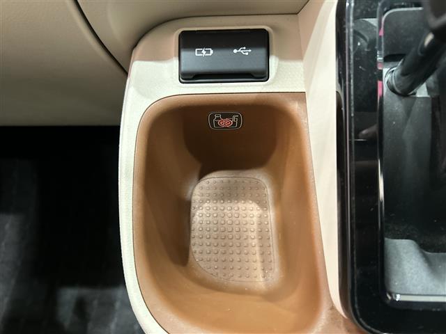 シエンタ Ｚ　純正フリップダウンモニター　純正ナビ　パノラミックビューモニター　両側パワースライドドア　レーダークルーズコントロール　ＬＥＤ　シートヒーター　ステアリングヒーター　ブラインドスポットモニター　ＥＴＣ（30枚目）