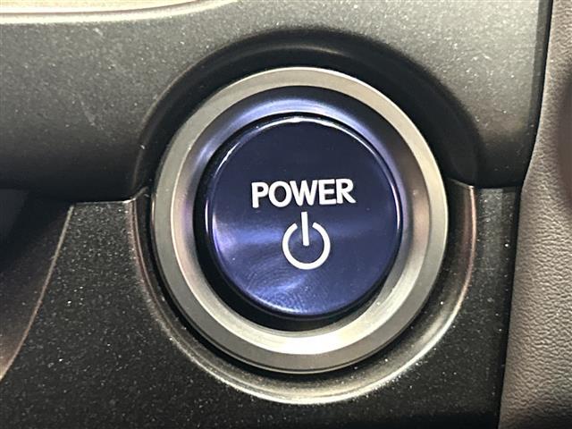 ＵＸ ＵＸ２５０ｈ　バージョンＣ　衝突軽減ブレーキ　純正ナビ　全方位　レーダークルーズコントロール　ＬＥＤ　ハーフレザーシート　シートヒーター　純正１７インチアルミ　ブラインドスポットモニター　ステアリングヒーター　ＥＴＣ２．０　禁煙（7枚目）