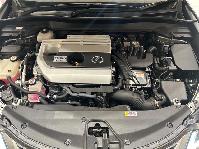 ＵＸ ＵＸ２５０ｈ　バージョンＣ　衝突軽減ブレーキ　純正ナビ　全方位　レーダークルーズコントロール　ＬＥＤ　ハーフレザーシート　シートヒーター　純正１７インチアルミ　ブラインドスポットモニター　ステアリングヒーター　ＥＴＣ２．０　禁煙（31枚目）