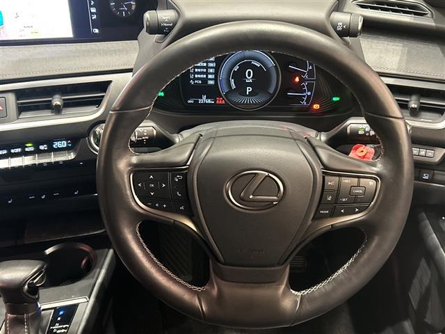 ＵＸ ＵＸ２５０ｈ　バージョンＣ　衝突軽減ブレーキ　純正ナビ　全方位　レーダークルーズコントロール　ＬＥＤ　ハーフレザーシート　シートヒーター　純正１７インチアルミ　ブラインドスポットモニター　ステアリングヒーター　ＥＴＣ２．０　禁煙（42枚目）